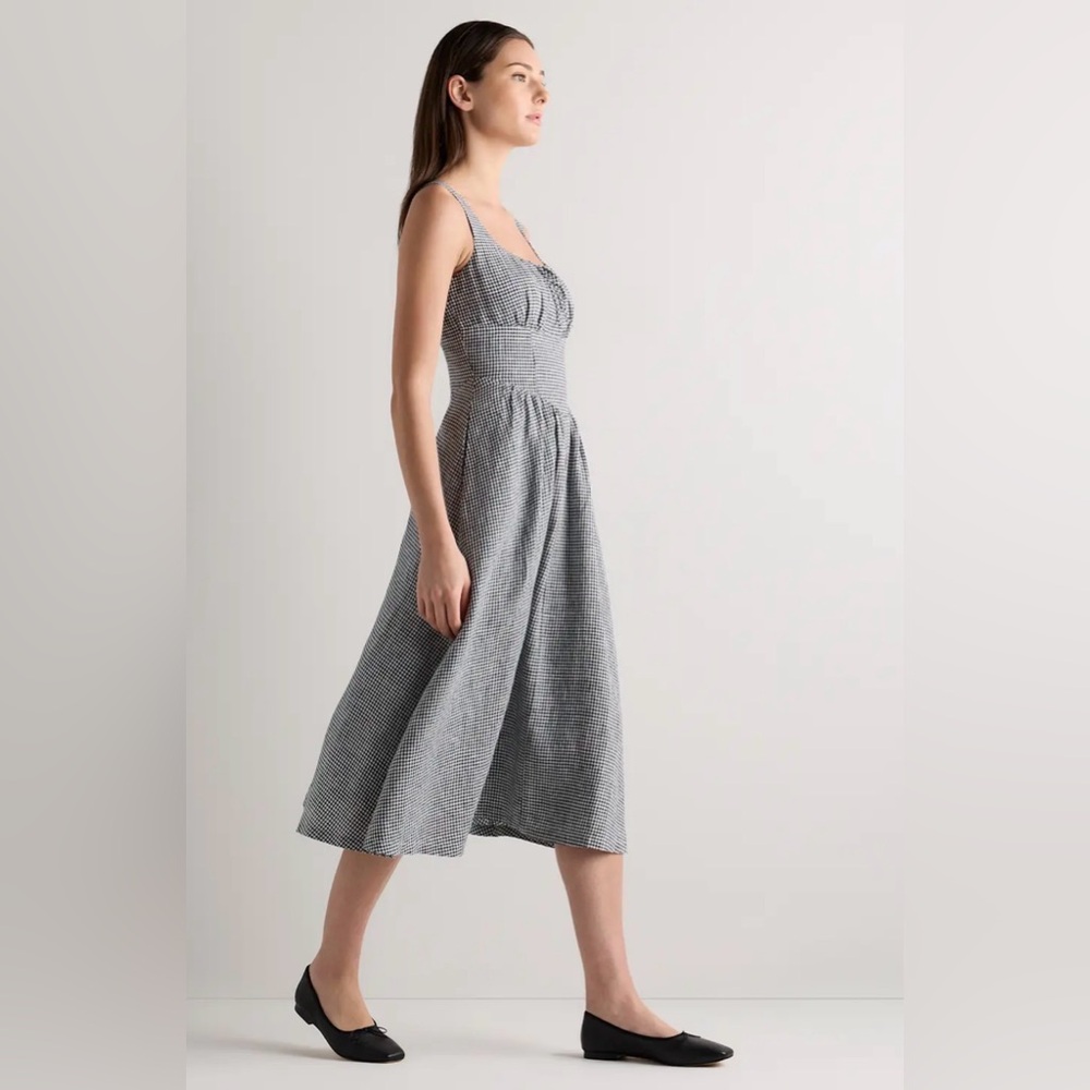Quince 100% European Linen Corset Midi
Dress - Picture 3 of 8